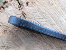 Load image into Gallery viewer, Safeguard: Ostrich Hammer Sap 6 of 8