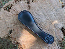 Load image into Gallery viewer, Safeguard: Ostrich Hammer Sap 8 of 8