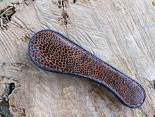 Load image into Gallery viewer, Safeguard: Ostrich Hammer Sap 3 of 8