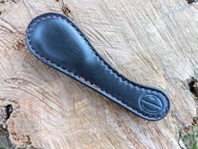 Load image into Gallery viewer, Safeguard: Ostrich Hammer Sap 3 of 8