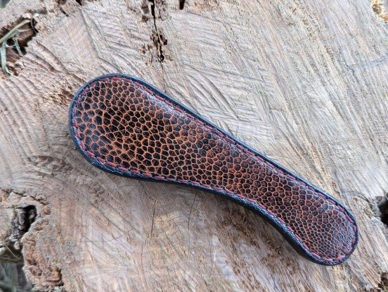 Safeguard: Ostrich Hammer Sap 3 of 8